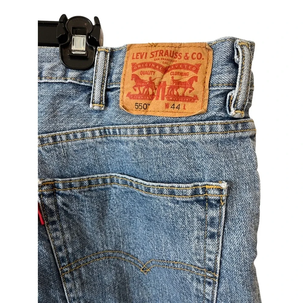 Levis 550 Relaxed Fit Denim Shorts Mens 44 Medium‎ Wash Blue Cotton Jean Shorts